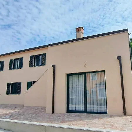 Apartment Moirai